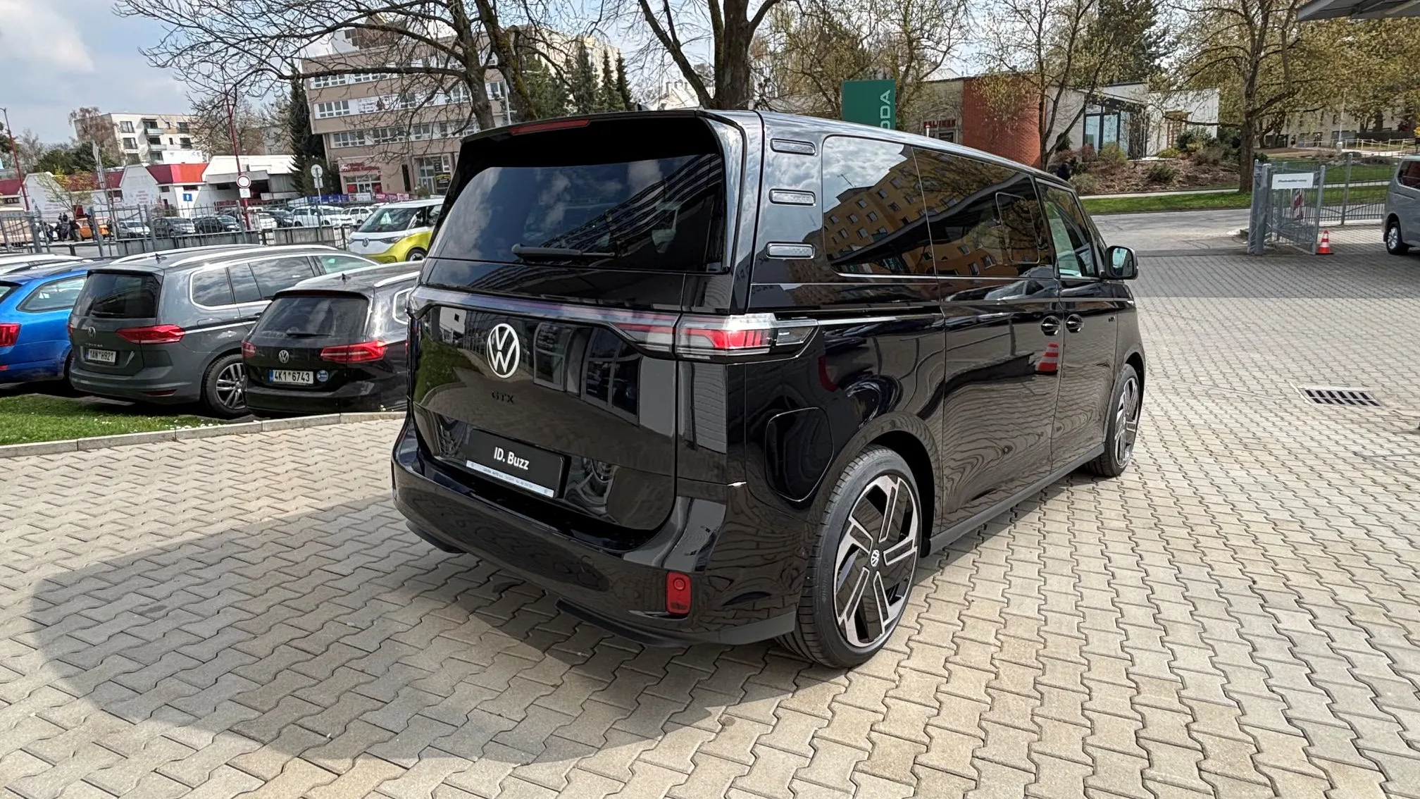 Obrázek ID. Buzz Long GTX 86 kWh