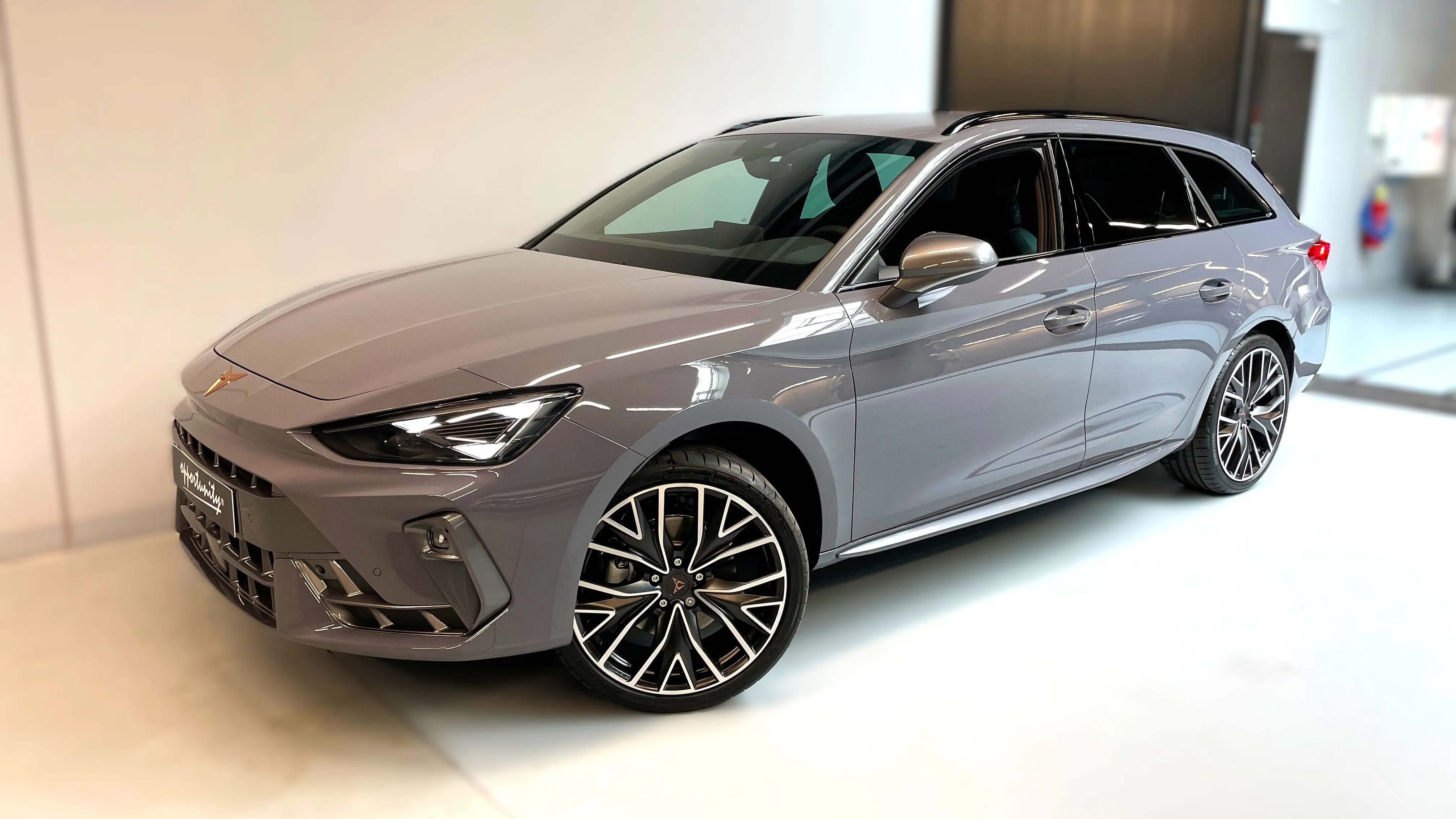 Obrázek Leon SP VZ 2.0 TSI 333k DSG 4WD