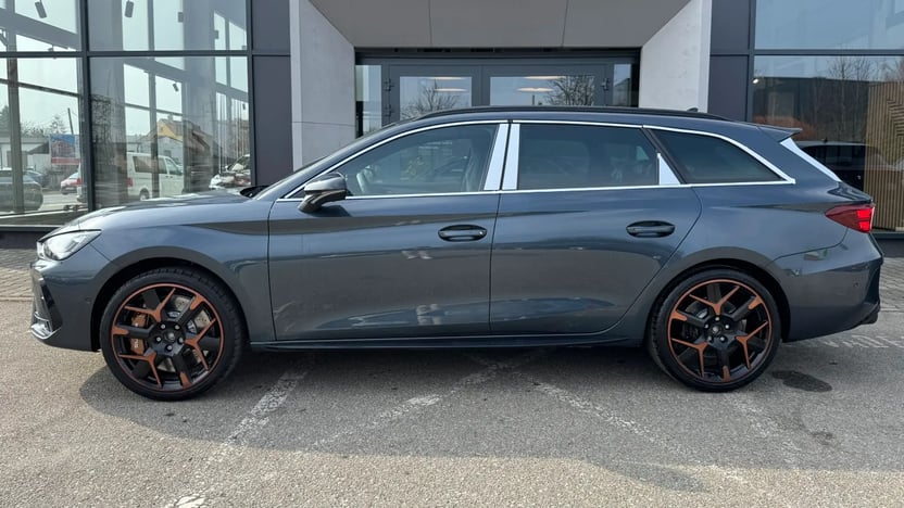 Obrázek Leon SP VZ Extreme 2.0 TSI 333k DSG 4WD