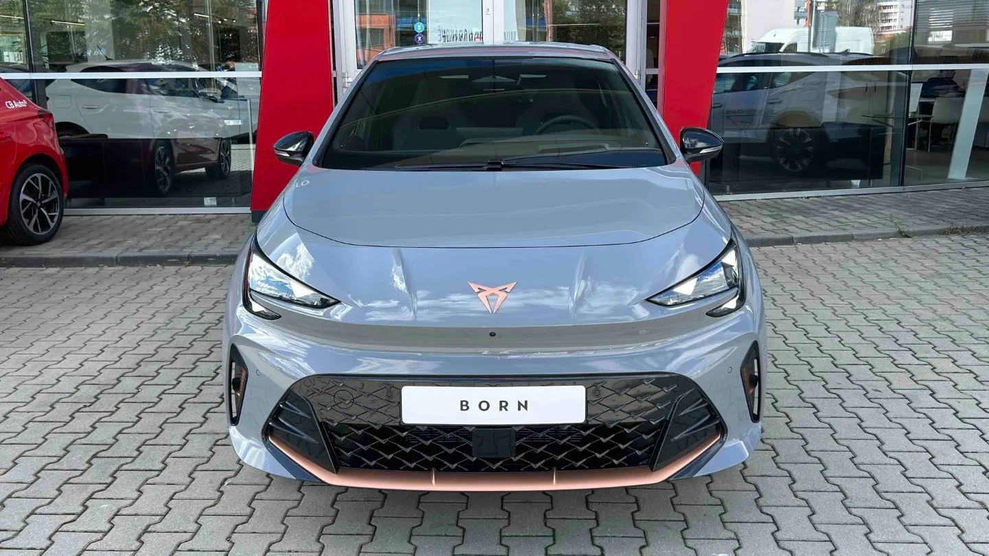 Obrázek Born VZ 79 kWh / 326k