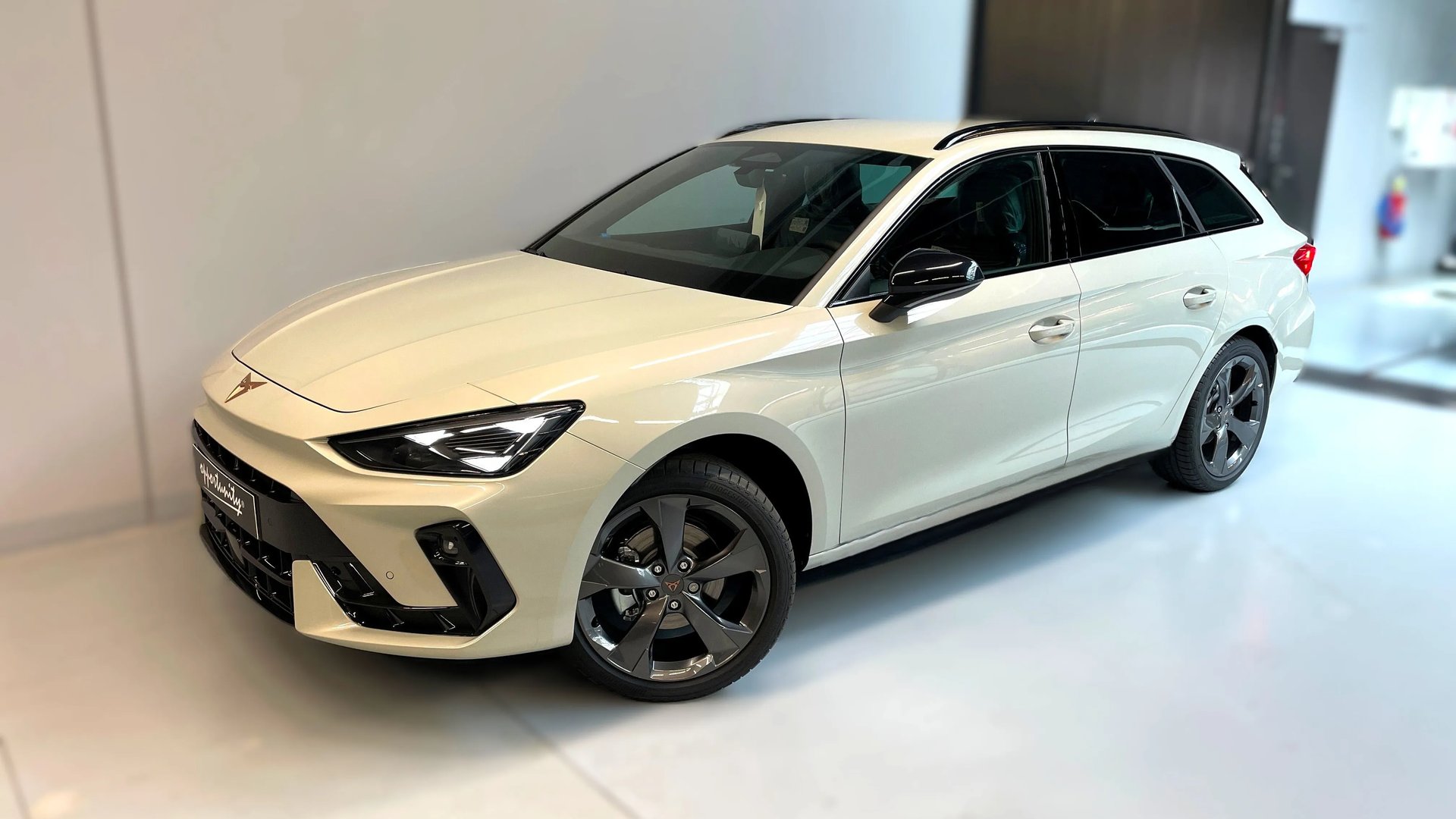 Cupra CUPRA Leon Sportstourer Leon SP 1.5 eTSI 150k DSG