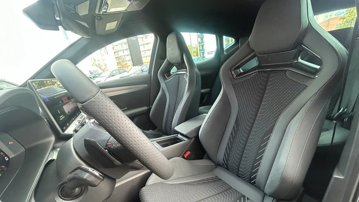 Obrázek Formentor VZ5 2.5 TSI 390k DSG 4WD