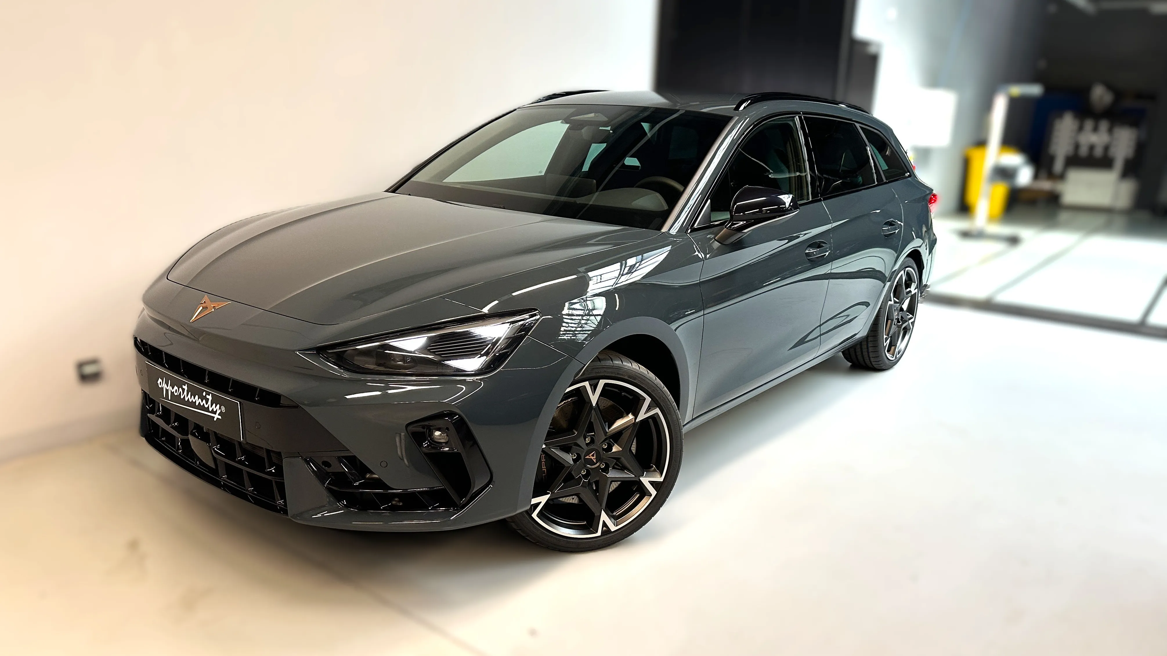 Obrázek Leon SP VZ 2.0 TSI 333k DSG 4WD
