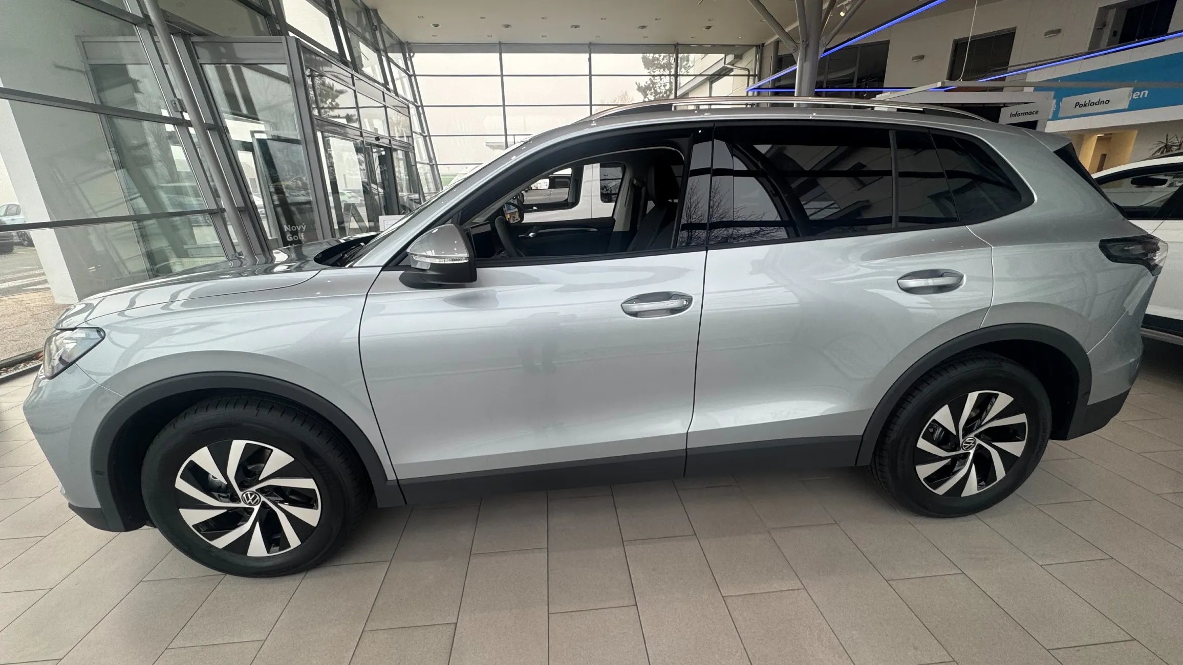 Obrázek Tiguan People 1,5 eTSI 96 kW mHEV