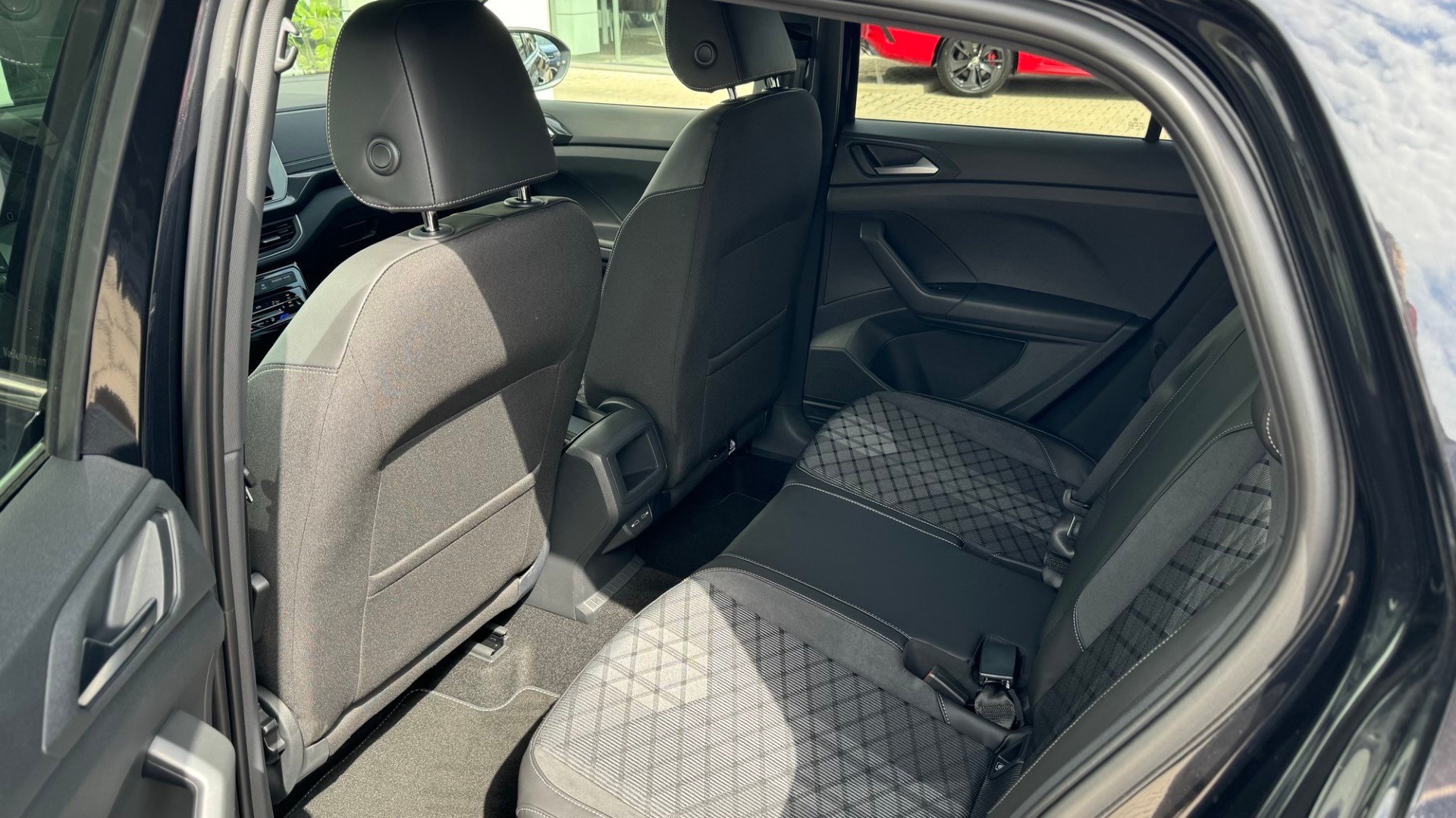 T-Cross R-Line 1.0 TSI 85 kW 7DSG