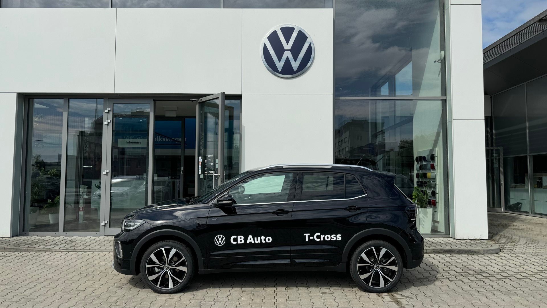 T-Cross R-Line 1.0 TSI 85 kW 7DSG