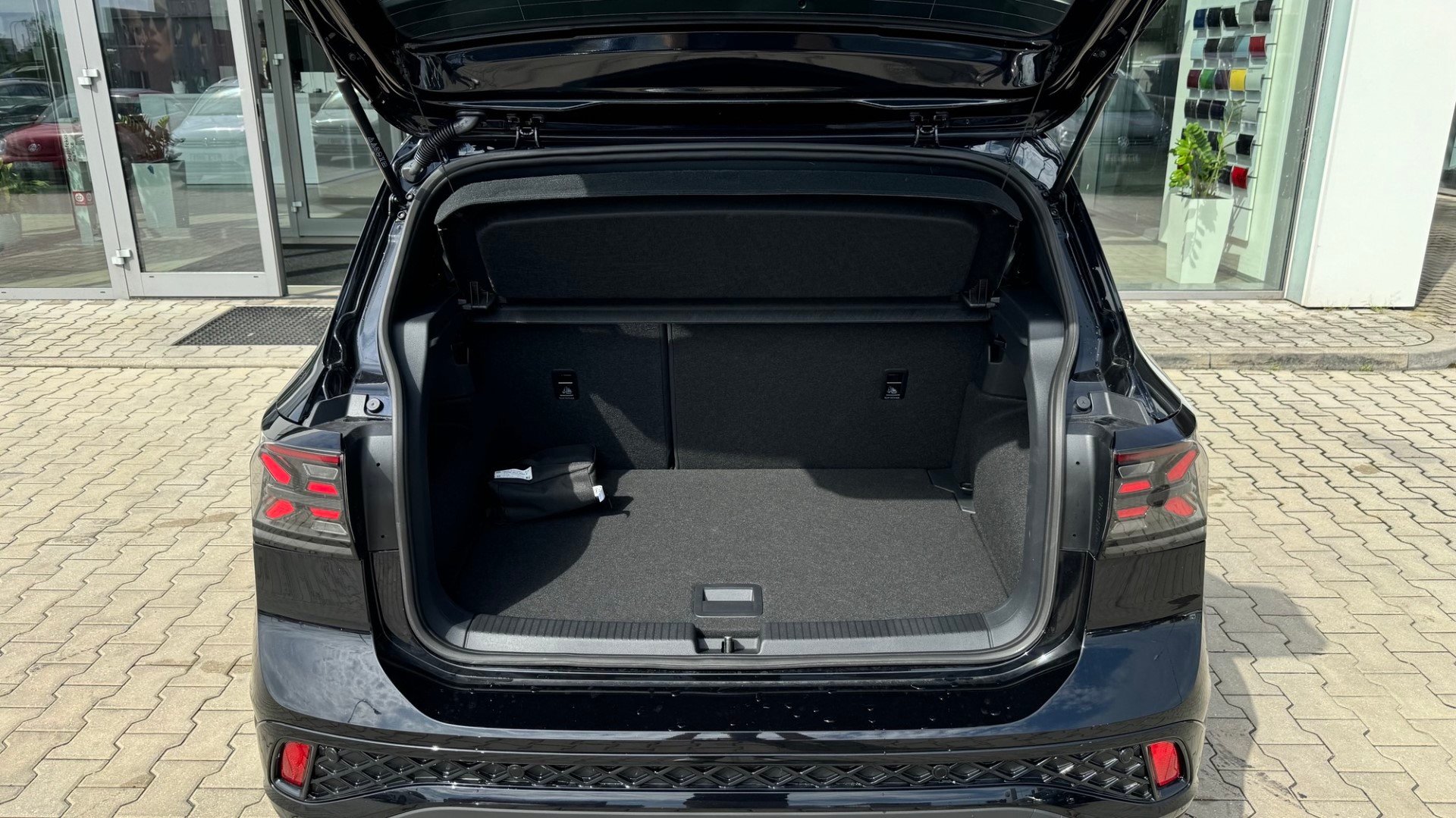 T-Cross R-Line 1.0 TSI 85 kW 7DSG