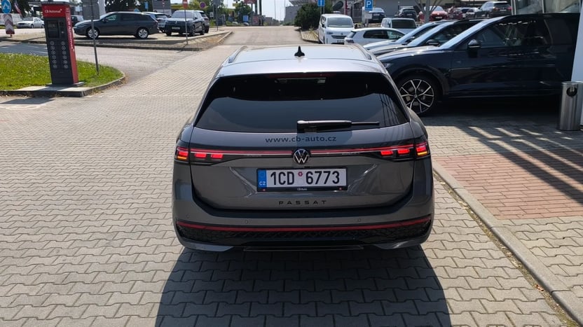 Obrázek Passat R-Line People 2,0 TDI 142 kW 4MOT