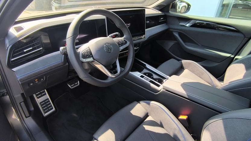 Obrázek Passat R-Line People 2,0 TDI 142 kW 4MOT