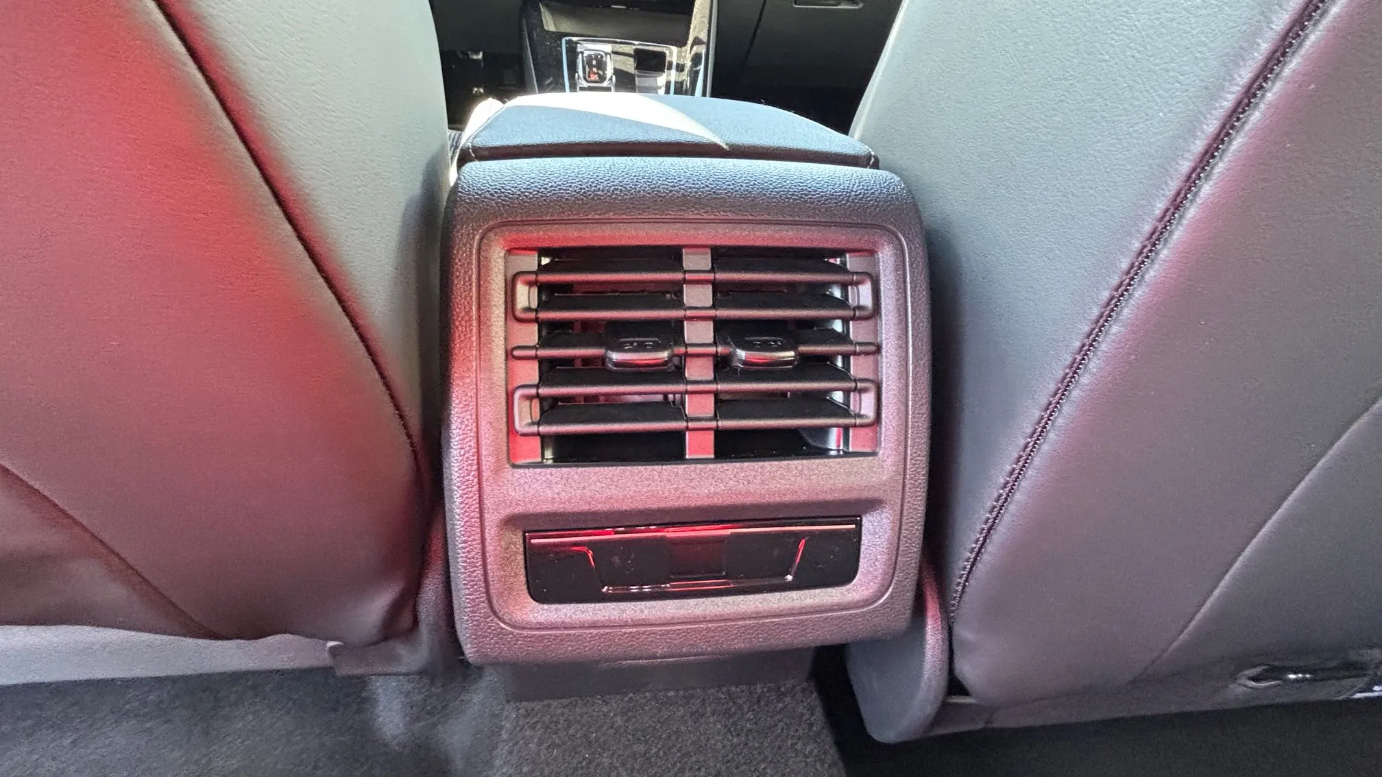 Obrázek Golf V. R-line People 1,5 eTSI 7DSG mHEV