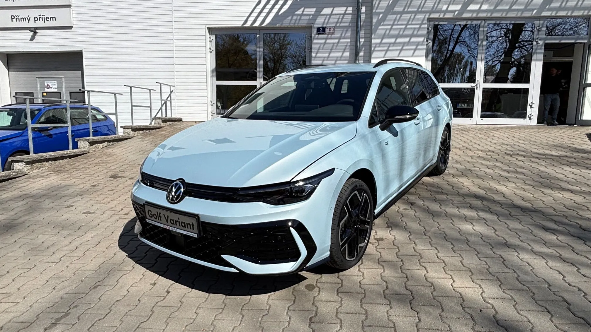 Obrázek Golf V. R-line People 1,5 eTSI 7DSG mHEV