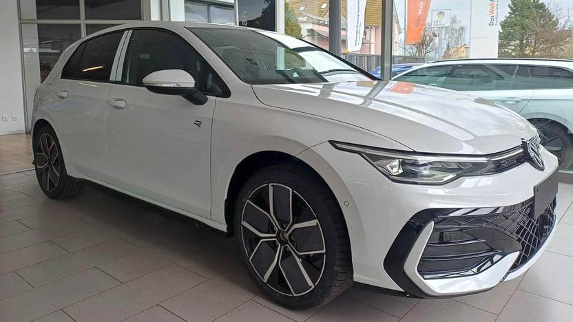 Obrázek Golf R-line 1,5 eTSI 110 kW 7DSG mHEV