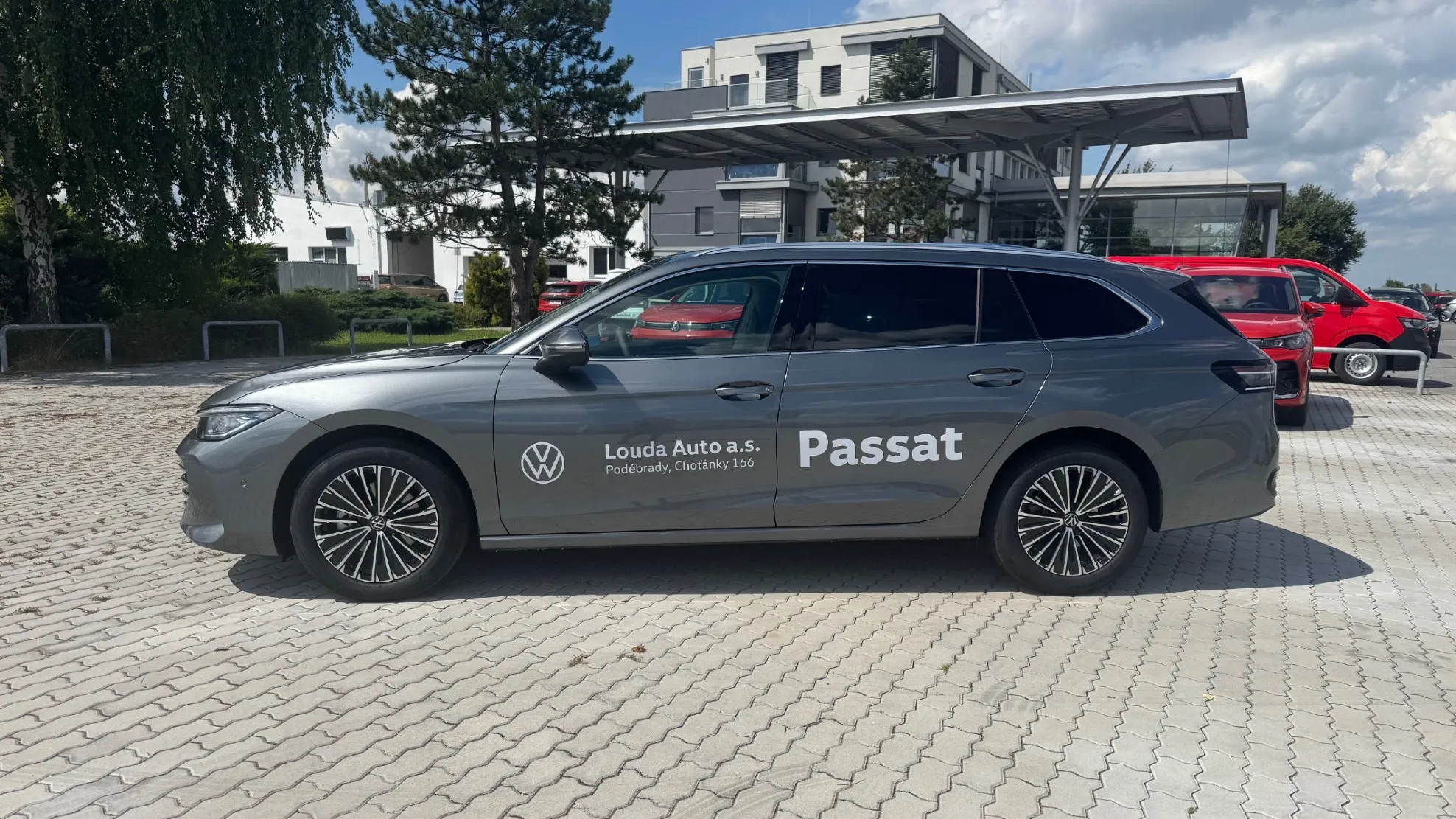 Obrázek Passat Elegance 2,0 TDI 110 kW