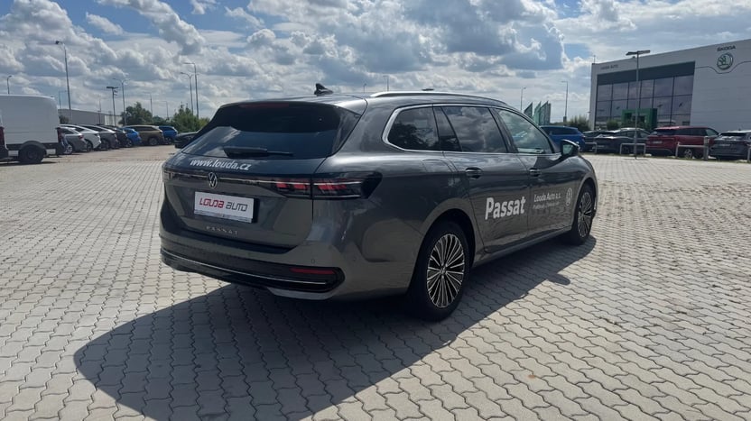 Obrázek Passat Elegance 2,0 TDI 110 kW