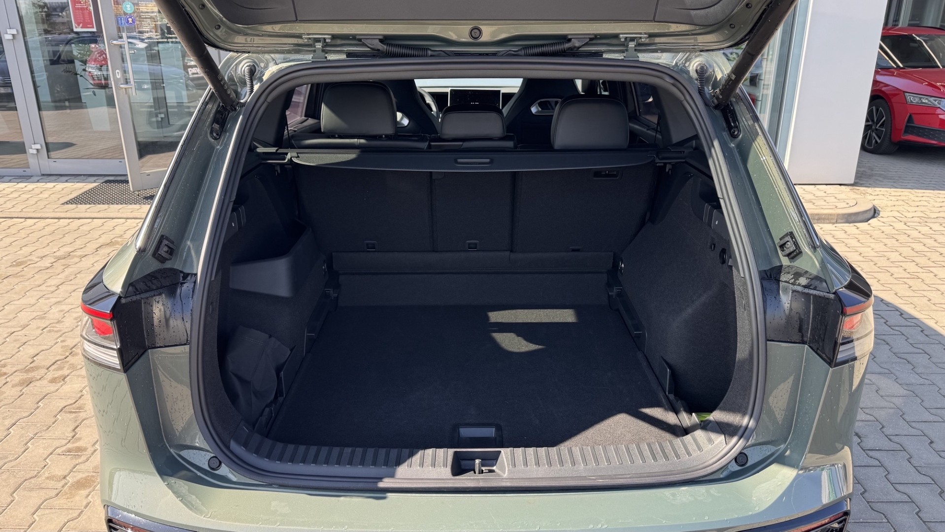 Obrázek Tayron R-Line People 2,0 TDI 142 kW 4MOT