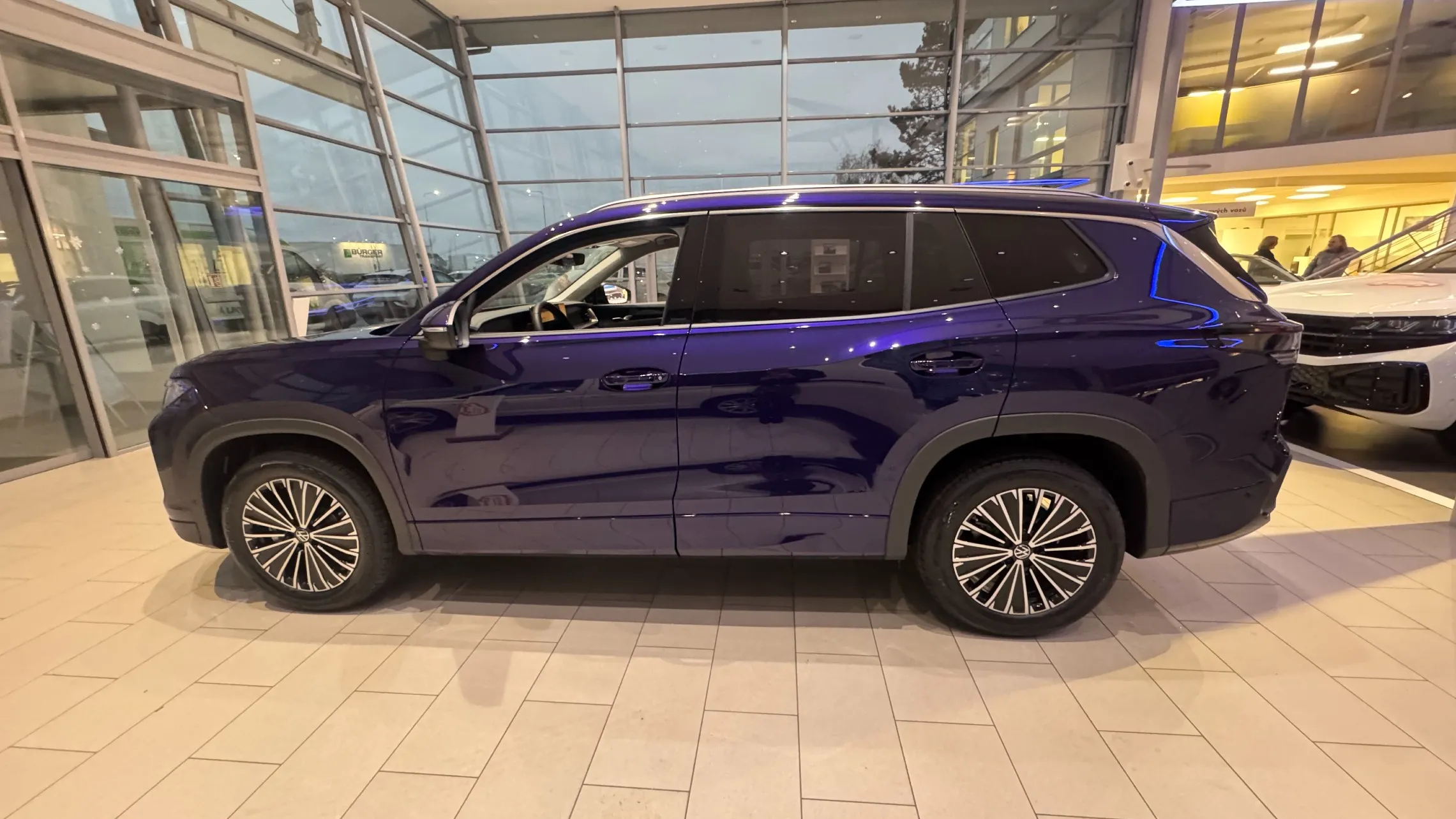 Obrázek Tayron People 1,5 eTSI 110 kW mHEV