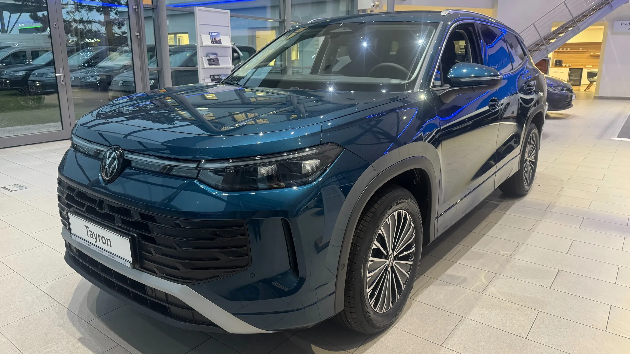 Obrázek Tayron People 1,5 eTSI 110 kW mHEV