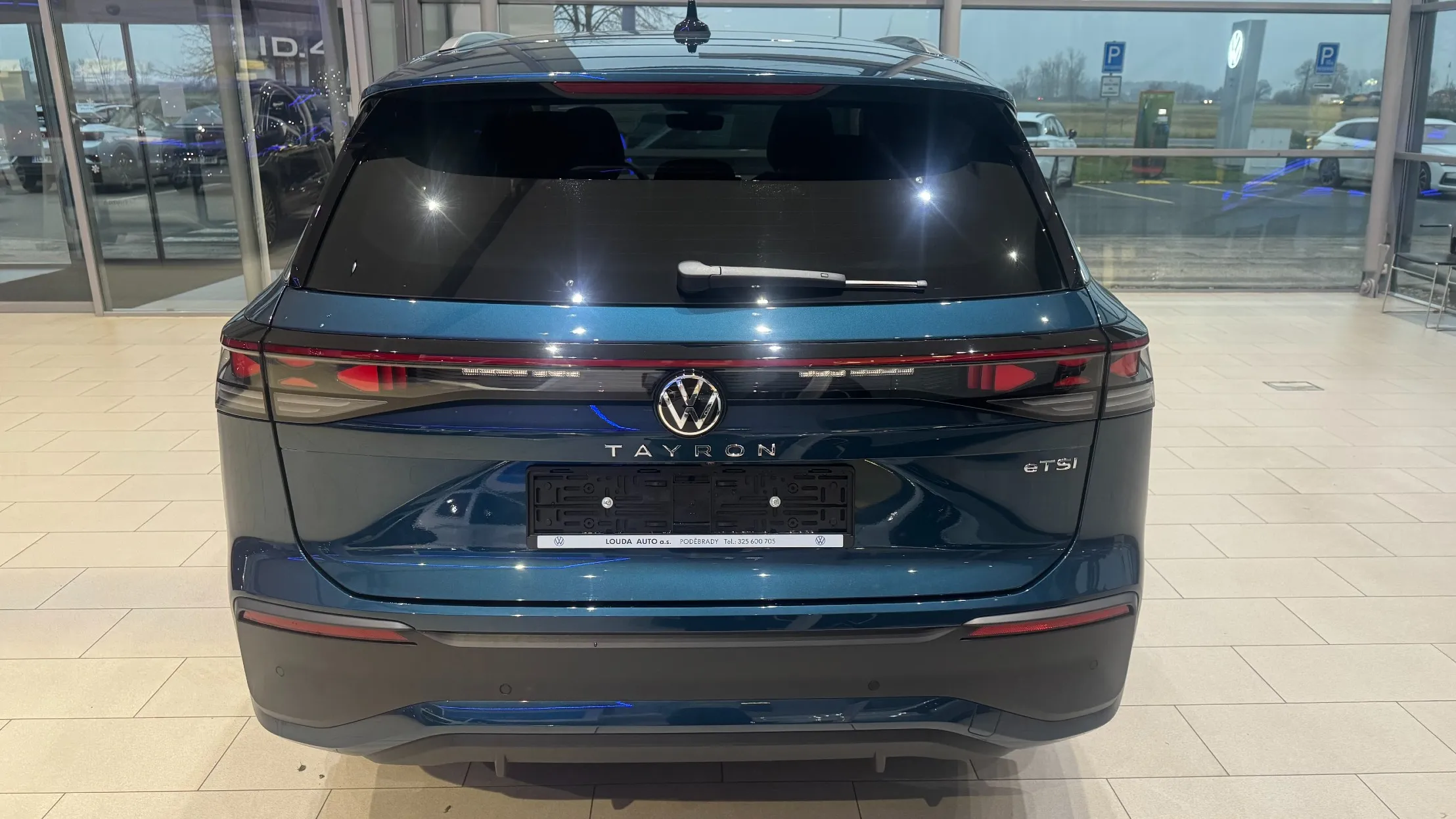 Obrázek Tayron People 1,5 eTSI 110 kW mHEV