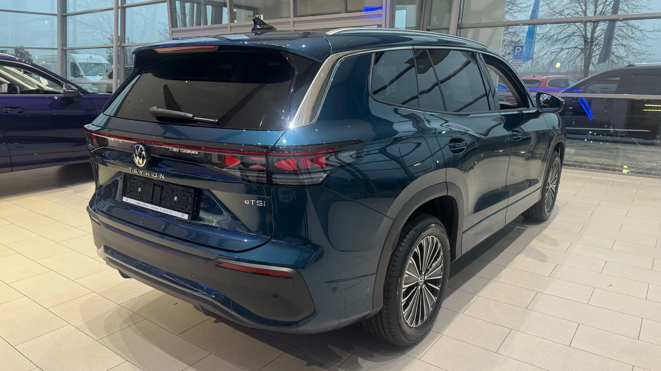 Obrázek Tayron People 1,5 eTSI 110 kW mHEV