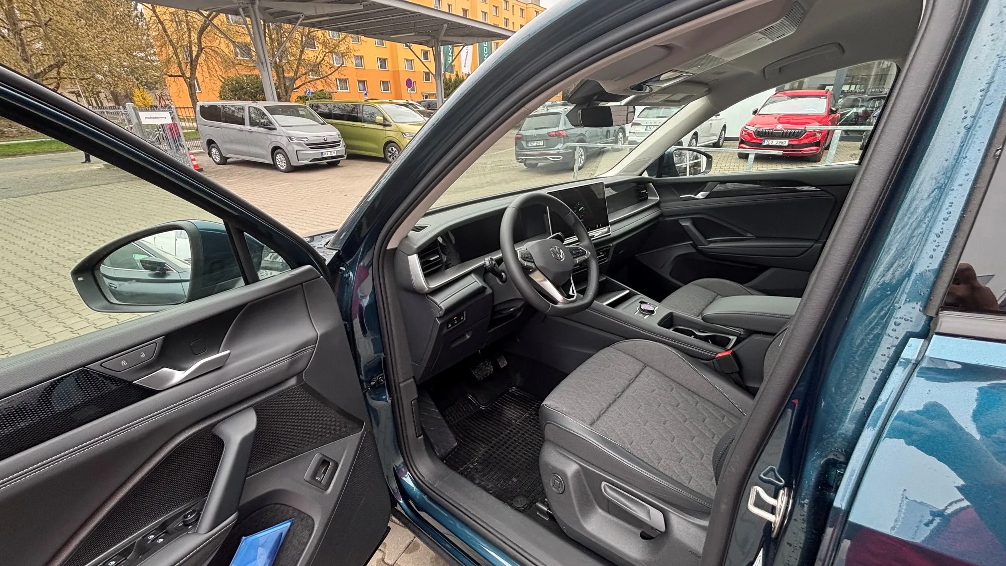 Obrázek Tayron People 1,5 eTSI 110 kW mHEV