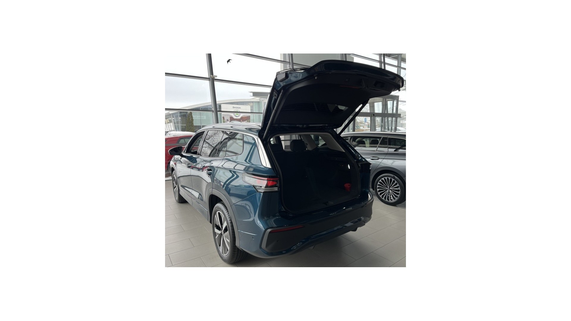 Obrázek Tayron People 1,5 eTSI 110 kW mHEV