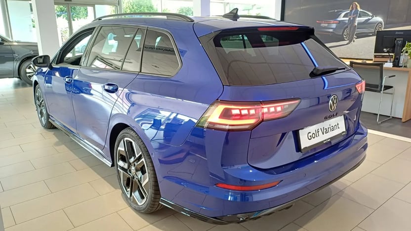 Obrázek Golf Variant R-line 1,5 eTSI 7DSG mHEV