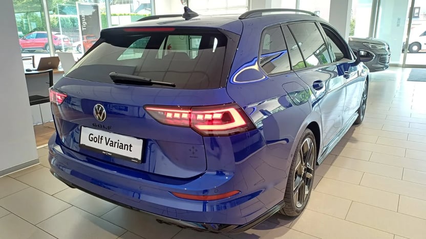 Obrázek Golf Variant R-line 1,5 eTSI 7DSG mHEV
