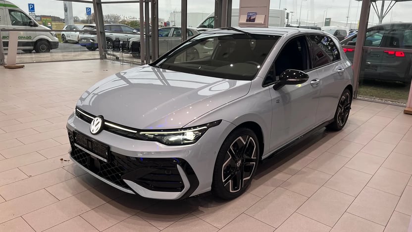 Obrázek Golf R-Line People 1,5 eTSI 7DSG mHEV