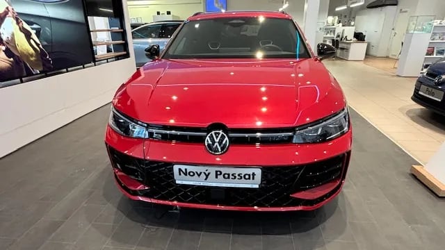 Obrázek Passat R-Line People 2,0 TSI 150 kW