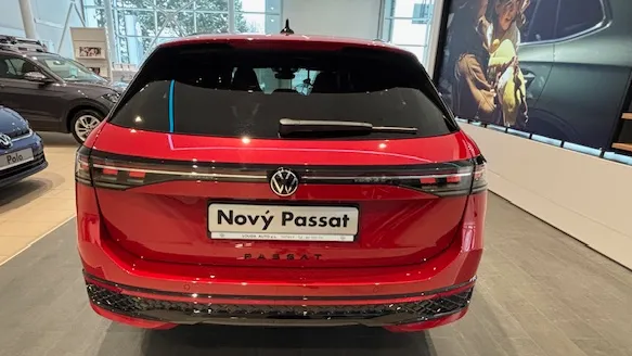 Obrázek Passat R-Line People 2,0 TSI 150 kW