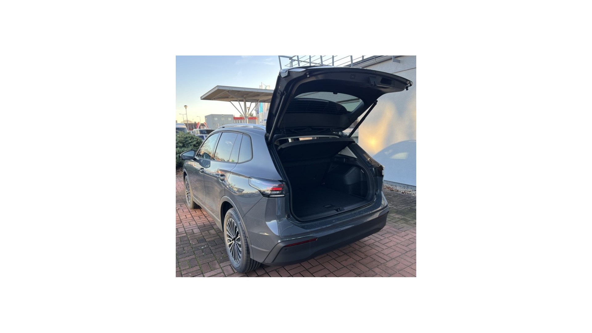 Obrázek Tiguan People 1,5 eTSI 110 kW mHEV