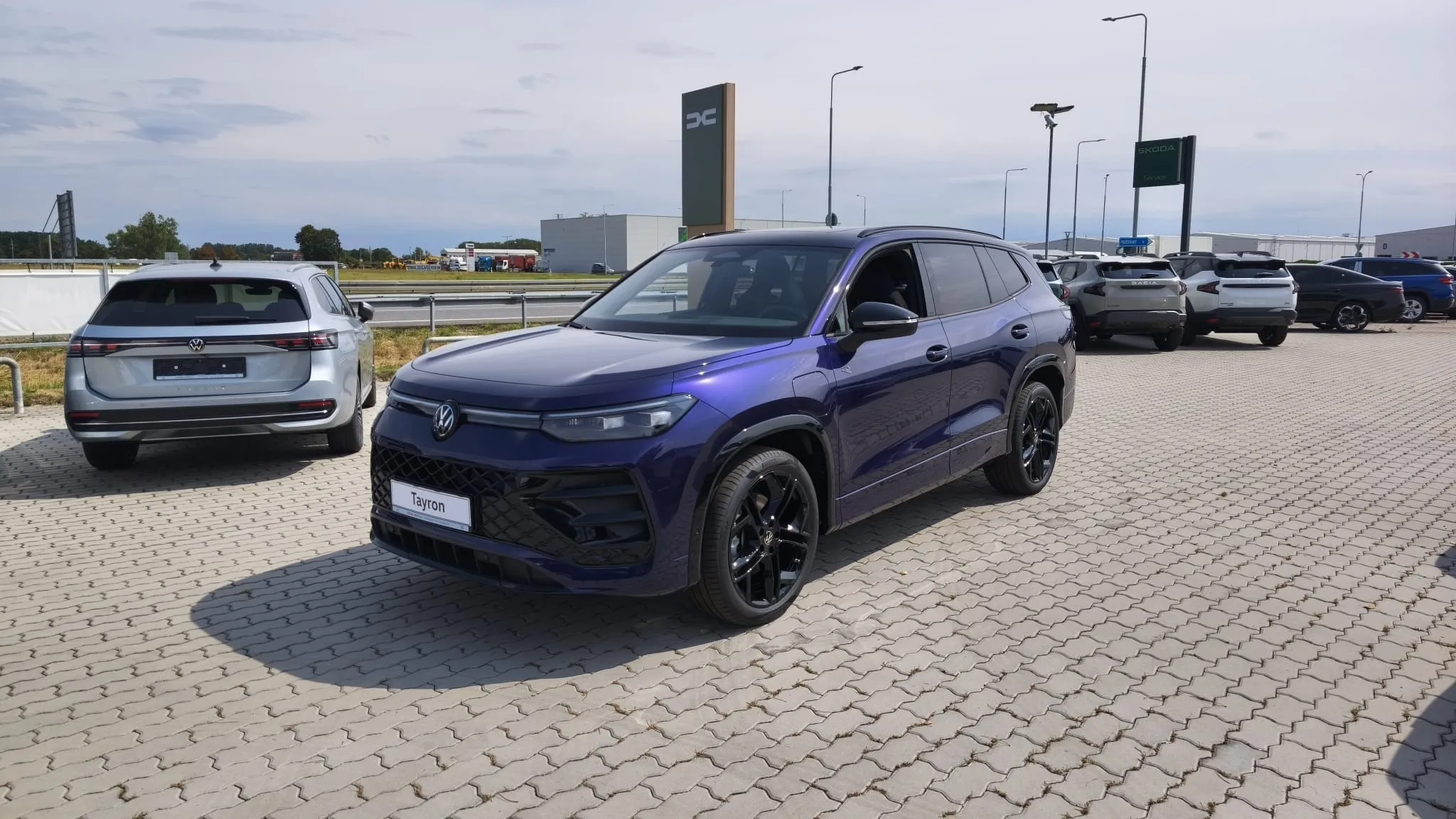 Obrázek Tayron R-Line People 200 kW eHybrid