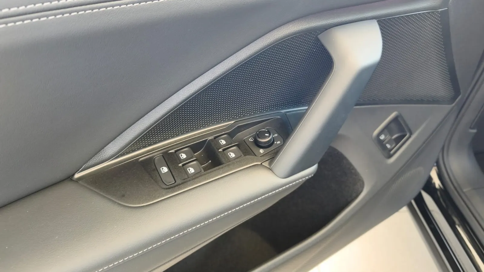 Obrázek Tiguan People 1,5 TSI 150 kW eHybrid