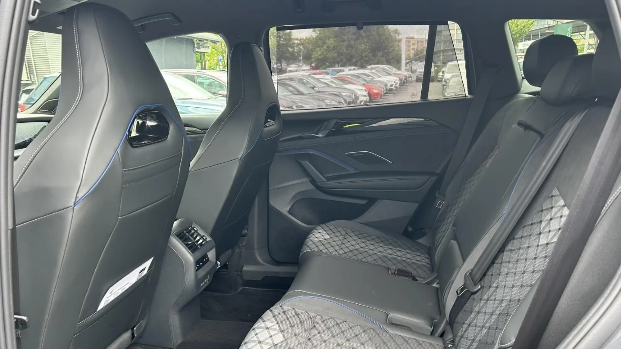 Obrázek Tayron R-Line 1,5 TSI 150 kW eHybrid