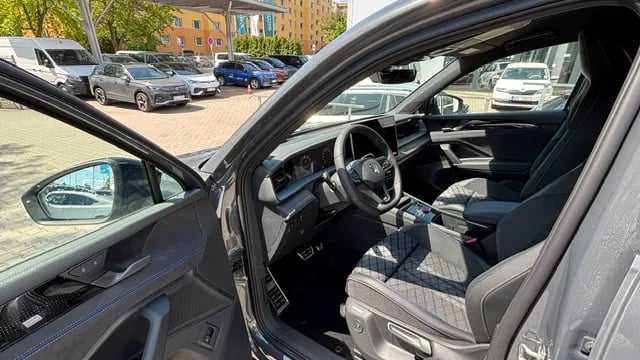 Obrázek Tayron R-Line 1,5 TSI 200 kW eHybrid