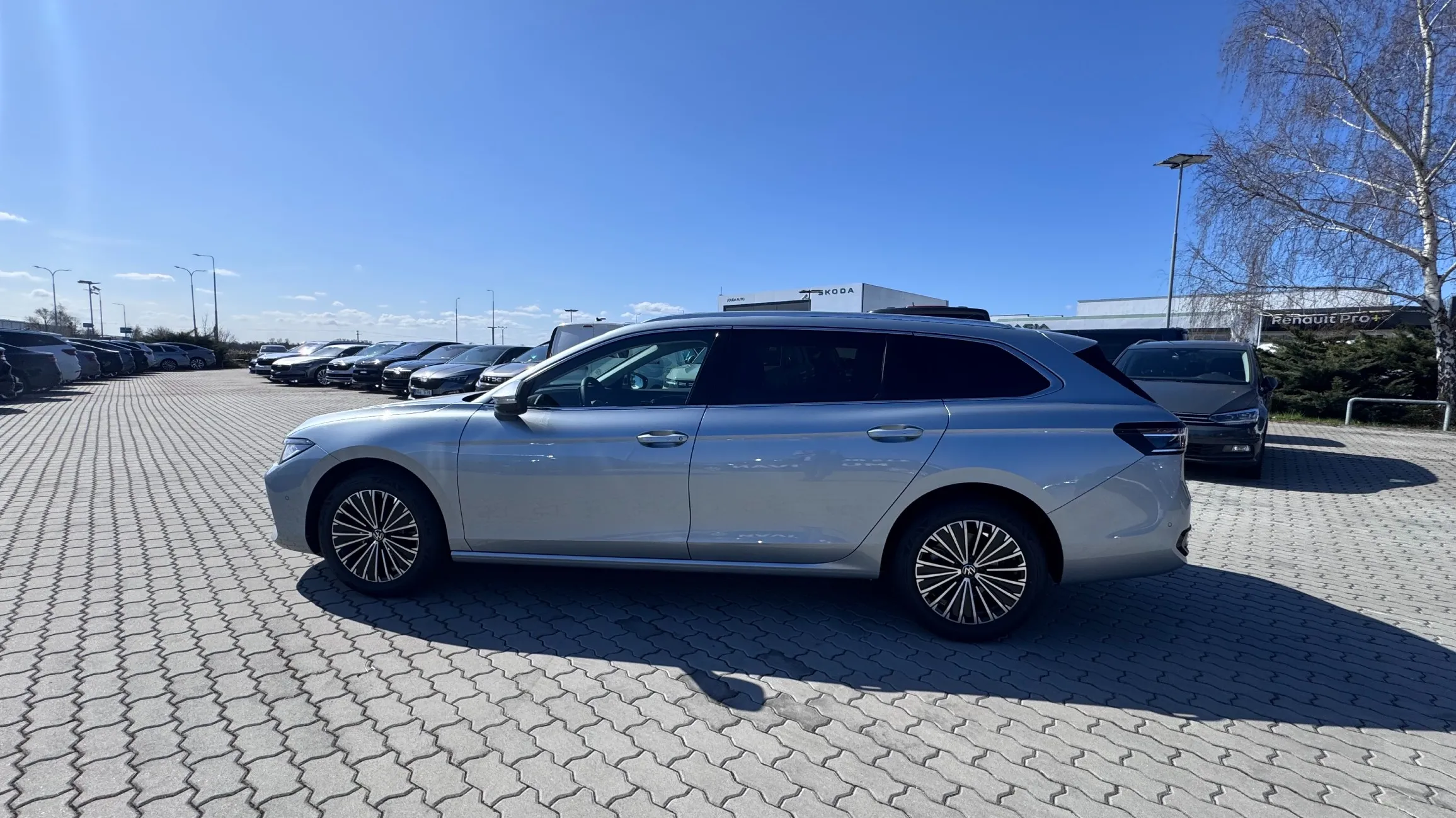 Obrázek Passat Elegance 2,0 TDI 110 kW