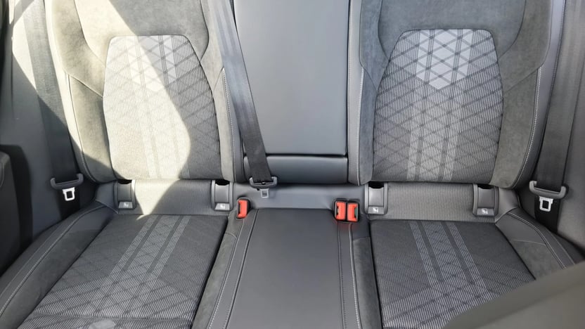 Obrázek Golf R-Line People 1,5 eTSI 7DSG mHEV