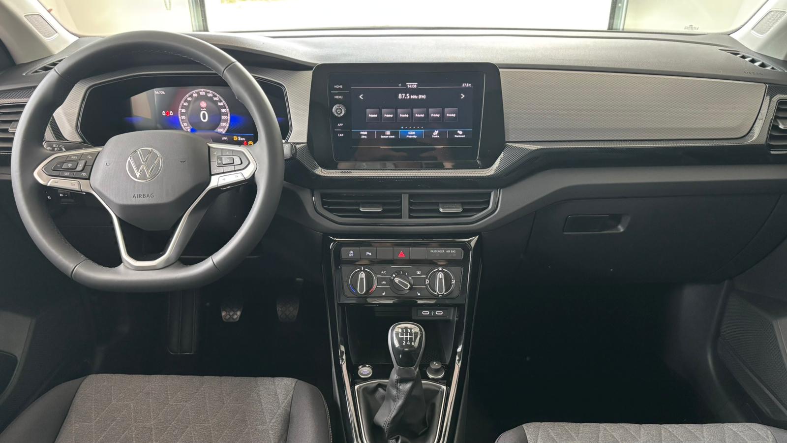 Obrázek T-Cross Love 1.0 TSI 85 kW 6G