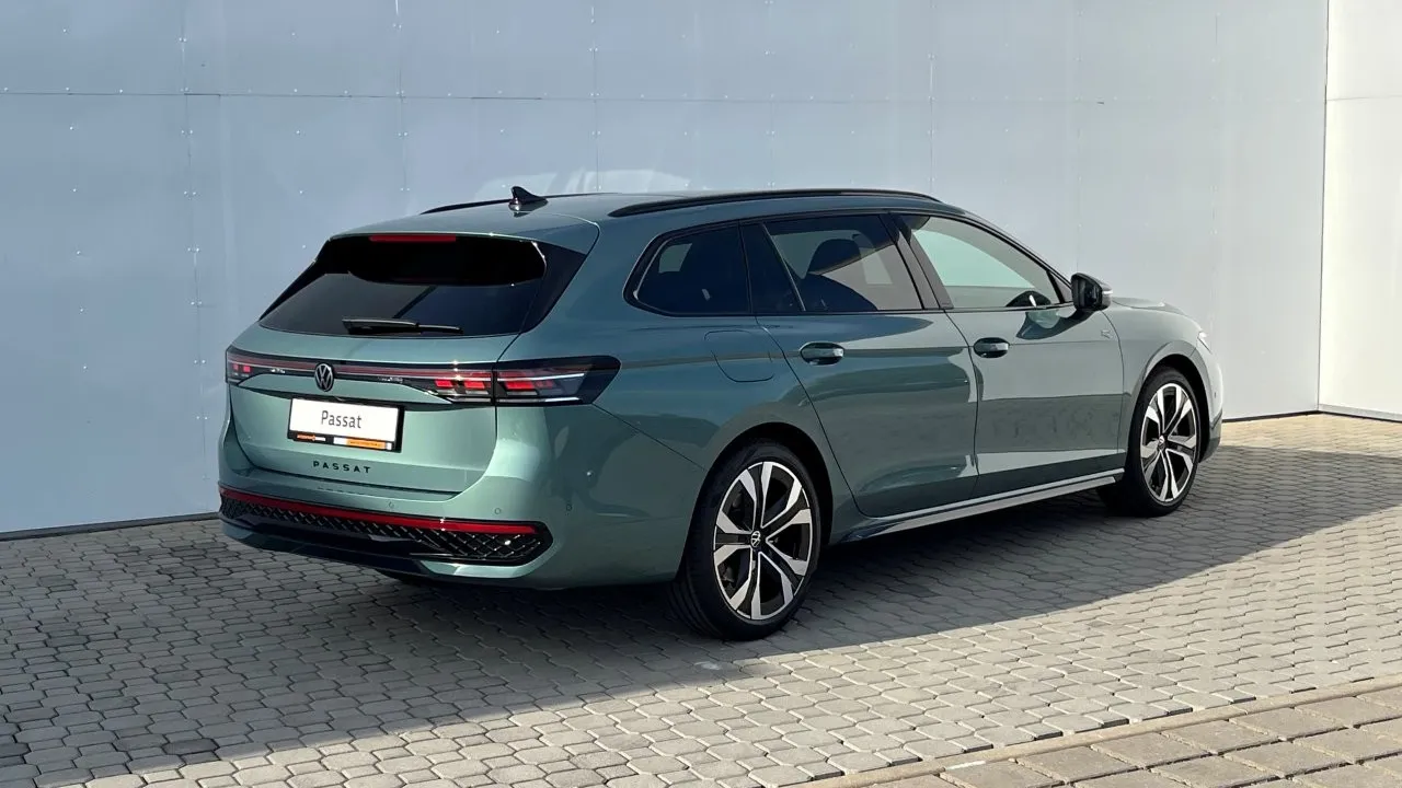 Obrázek Passat R-Line Family 2,0 TSI 150 kW