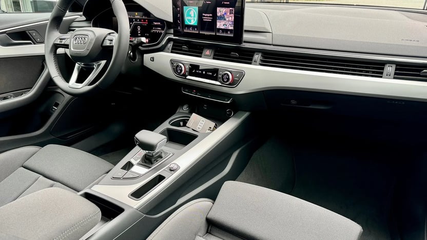 A4 S line 40 TDI S tronic képe