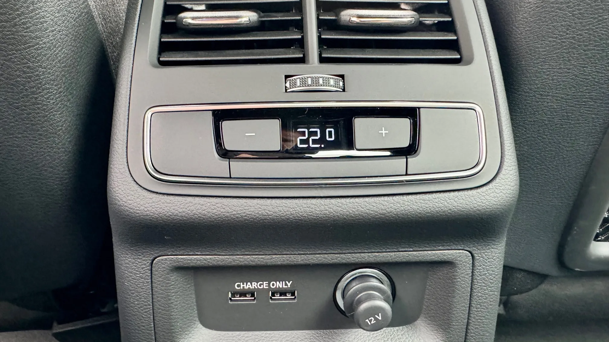 A4 S line 40 TDI S tronic képe