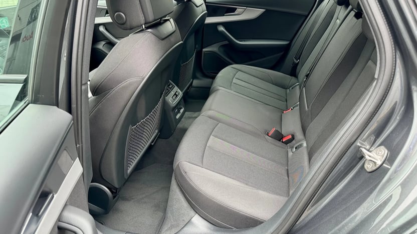 A4 S line 40 TDI S tronic képe