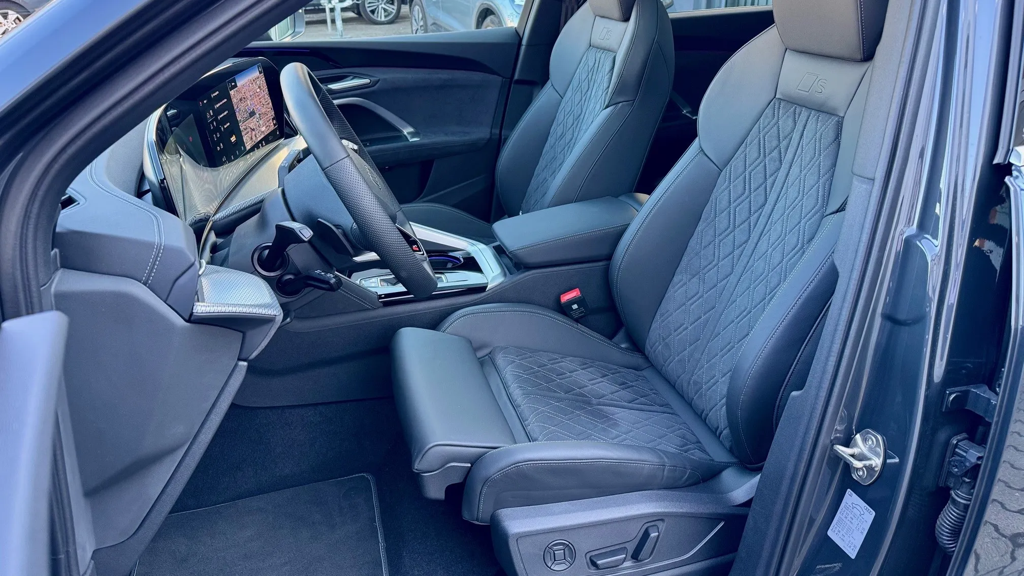 Q5 40 TDI quattro S tronic képe