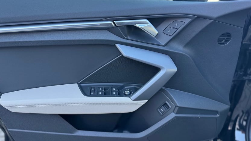 A3 allstreet 35 TFSI S tronic Business képe