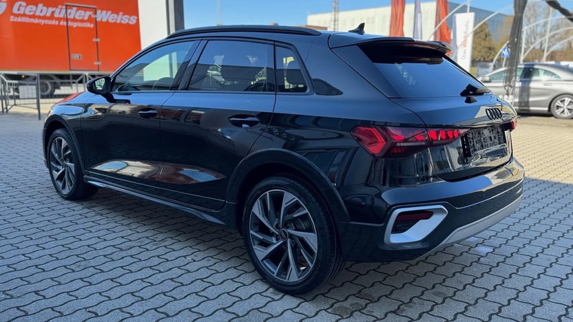 A3 allstreet 35 TFSI S tronic Business képe
