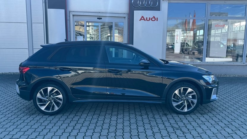 A3 allstreet 35 TFSI S tronic Business képe