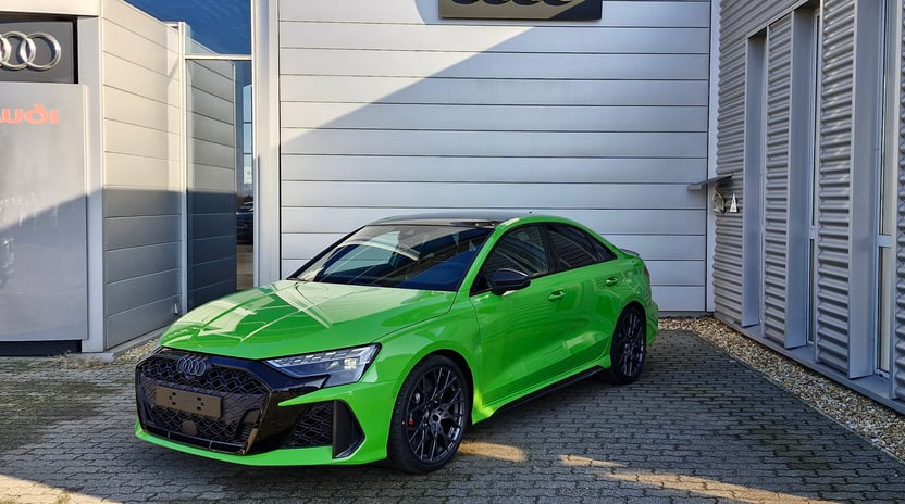 RS 3 Limousine TFSI quattro S tronic képe