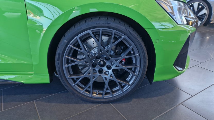 RS 3 Limousine TFSI quattro S tronic képe