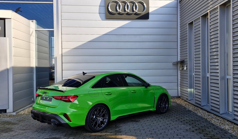 RS 3 Limousine TFSI quattro S tronic képe