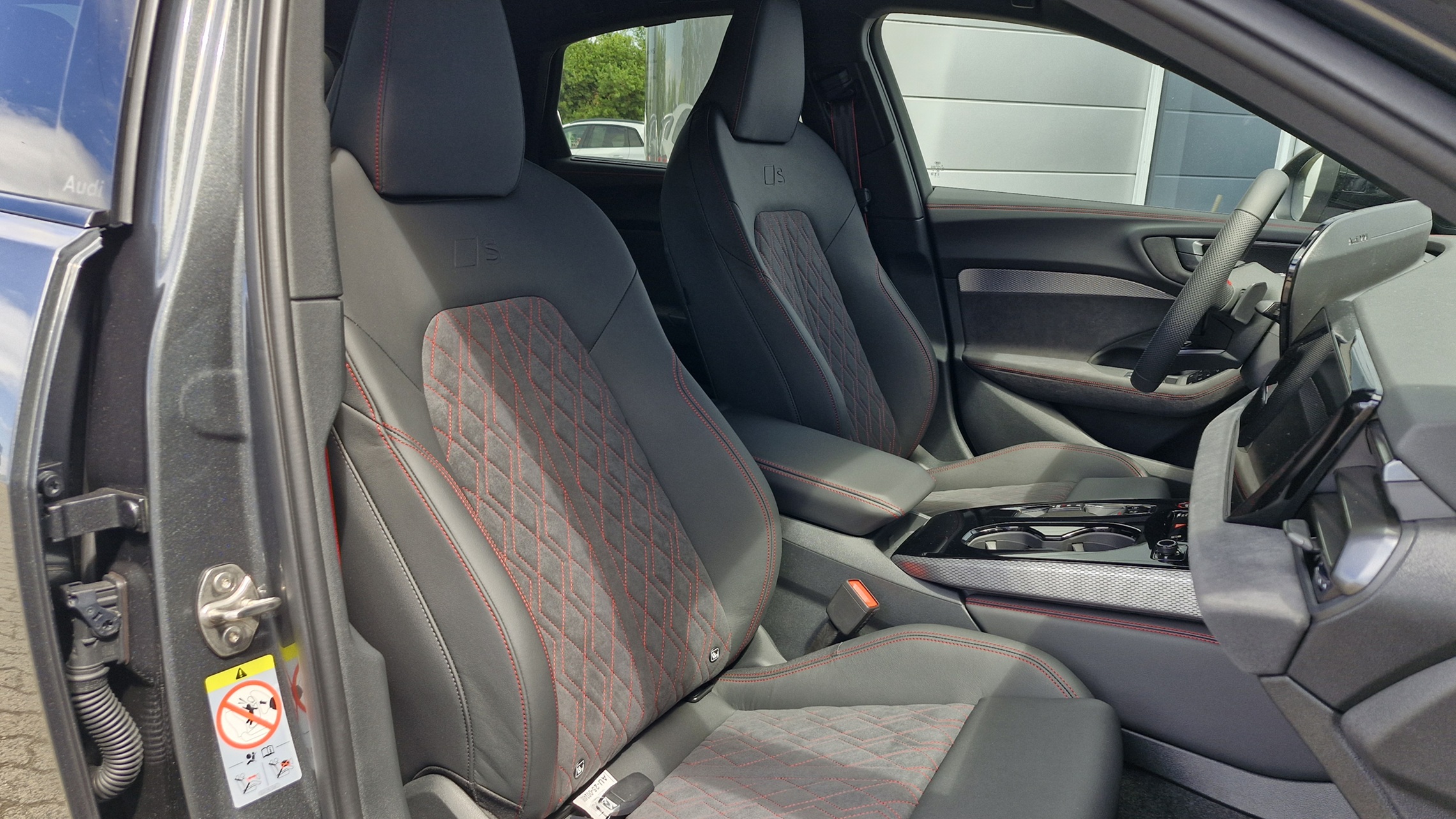 A5 Limousine 40 TDI qu. S tr. Business képe